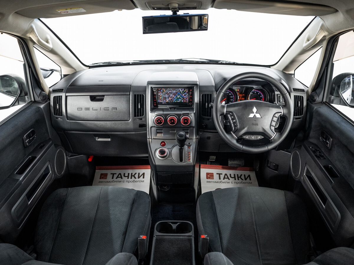 Mitsubishi Delica D:5 2007 - фото автомобиля