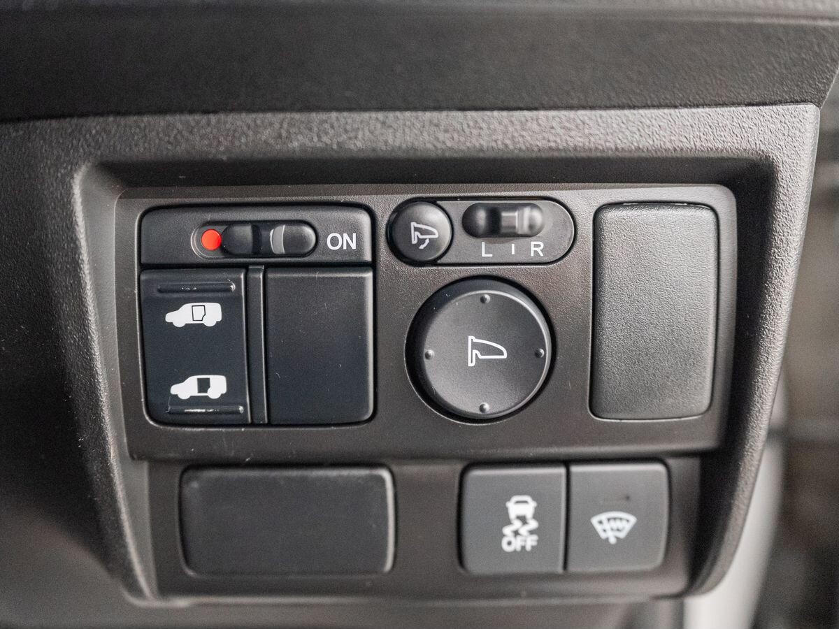 Honda Freed 2014 - фото автомобиля