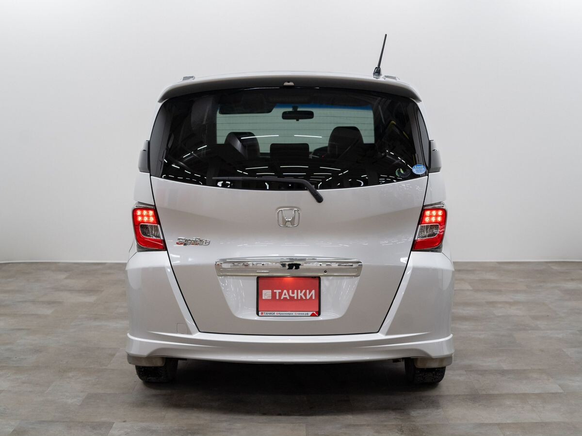 Honda Freed 2014 - фото автомобиля