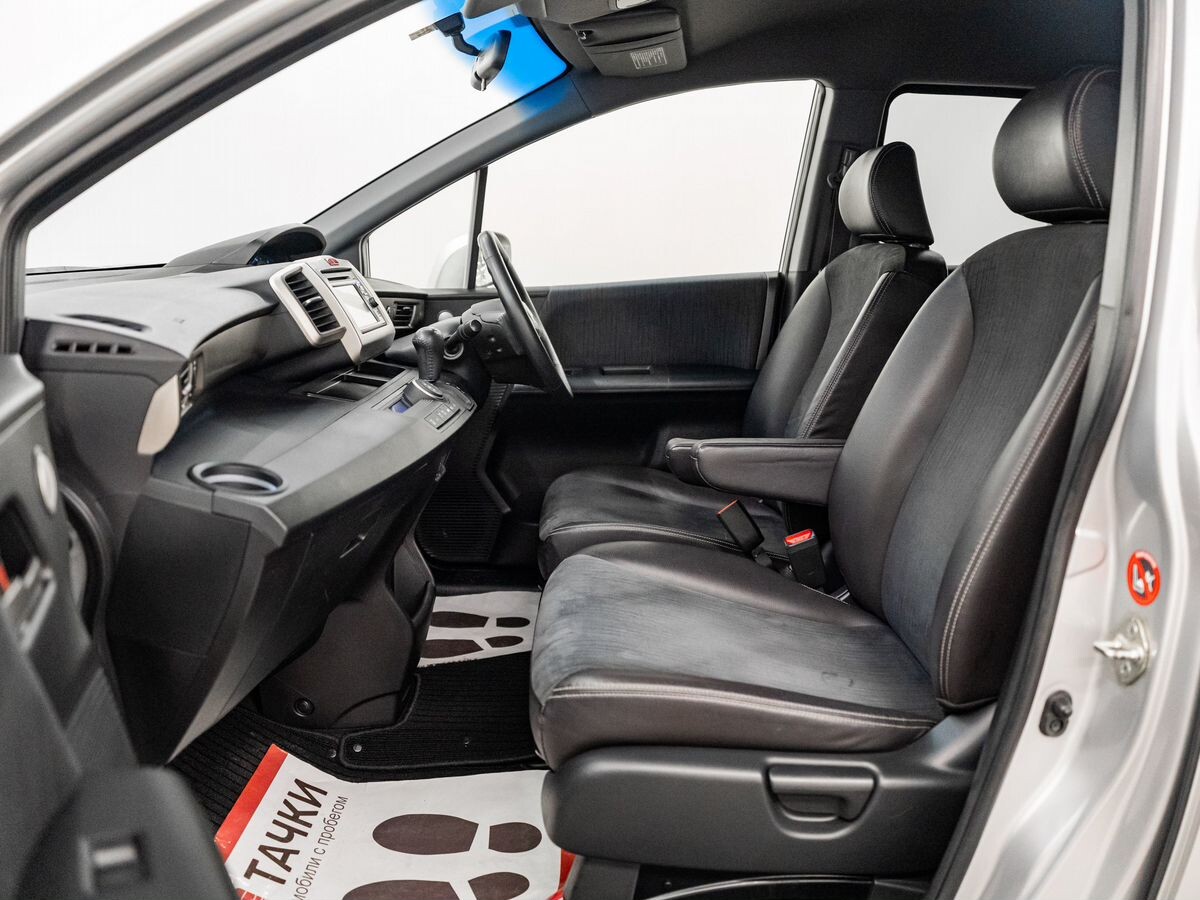 Honda Freed 2014 - фото автомобиля