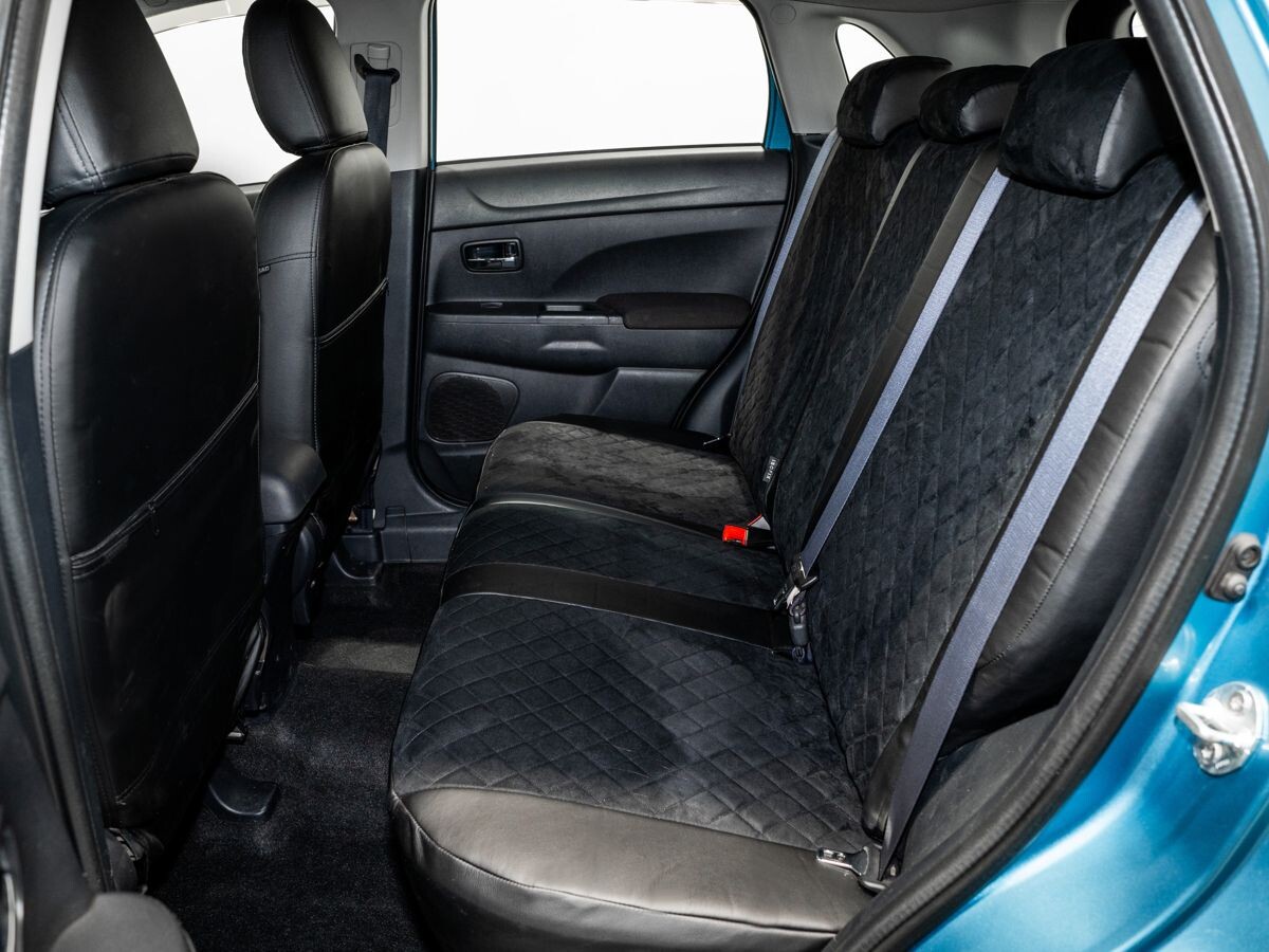 Mitsubishi ASX 2010 - фото автомобиля