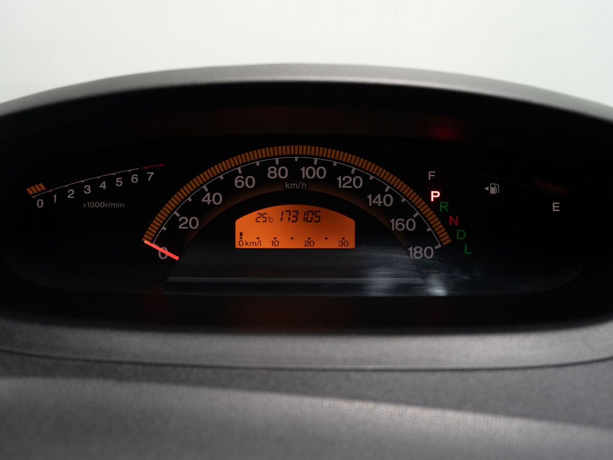 Honda Freed 2010 - фото автомобиля