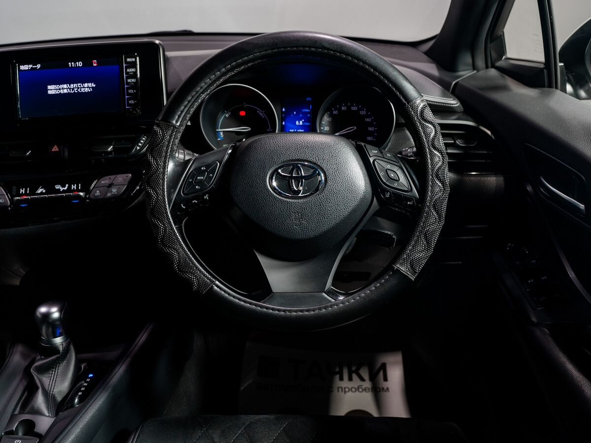 Toyota C-HR 2019 - фото автомобиля