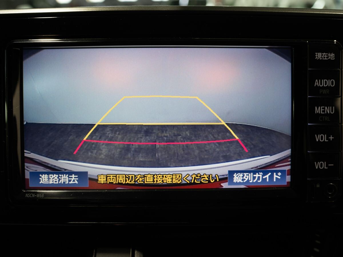 Toyota C-HR 2019 - фото автомобиля