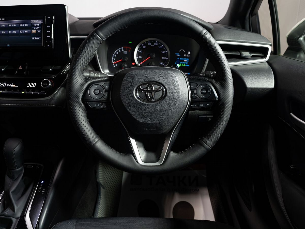 Toyota Corolla 2018 - фото автомобиля