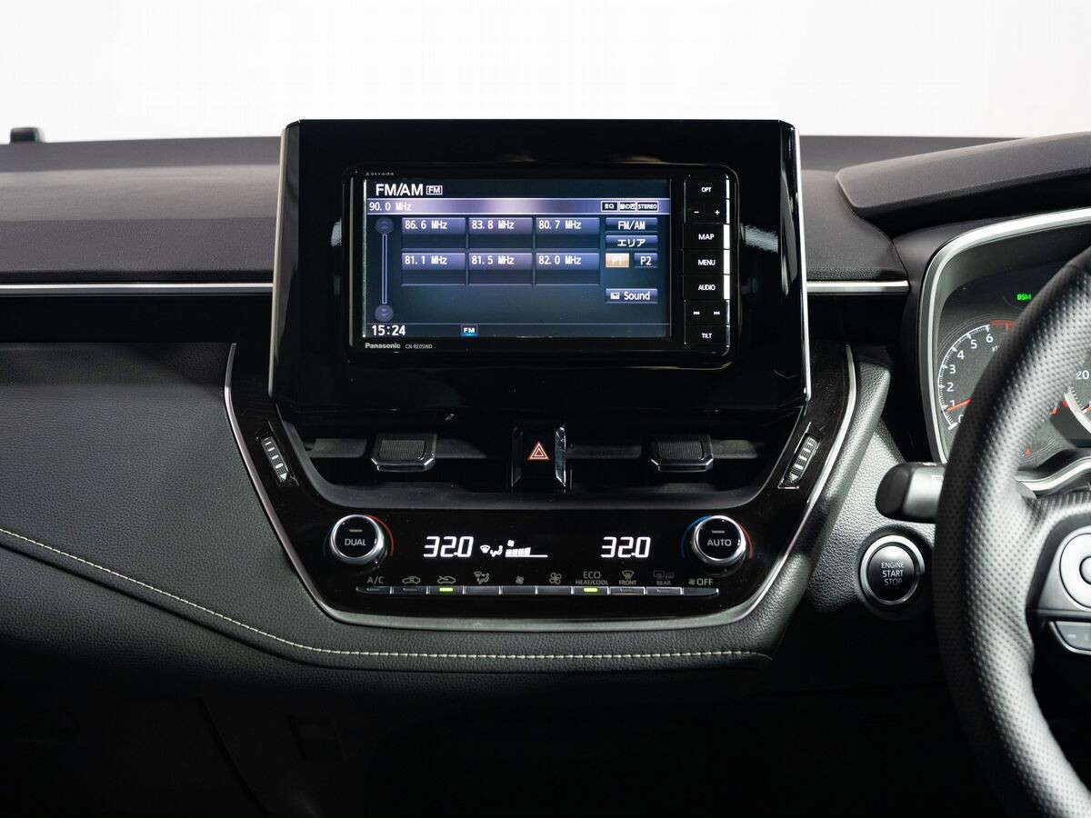 Toyota Corolla 2018 - фото автомобиля