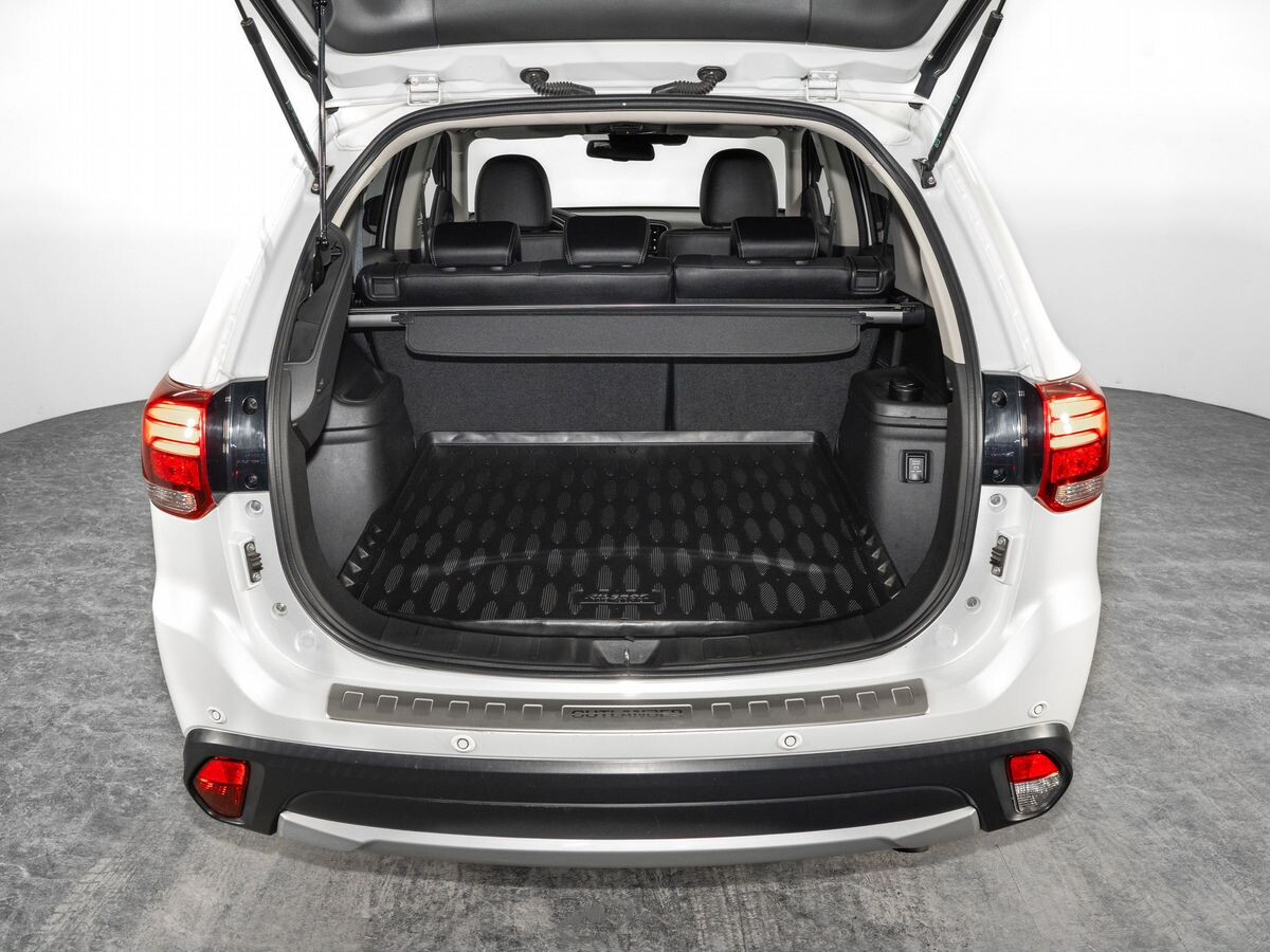 Mitsubishi Outlander 2017 - фото автомобиля