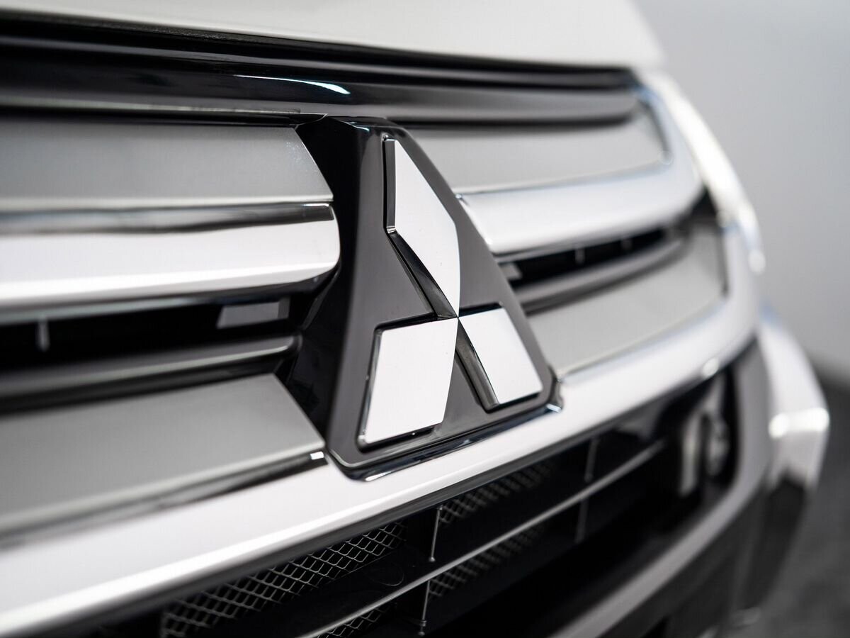 Mitsubishi Outlander 2017 - фото автомобиля