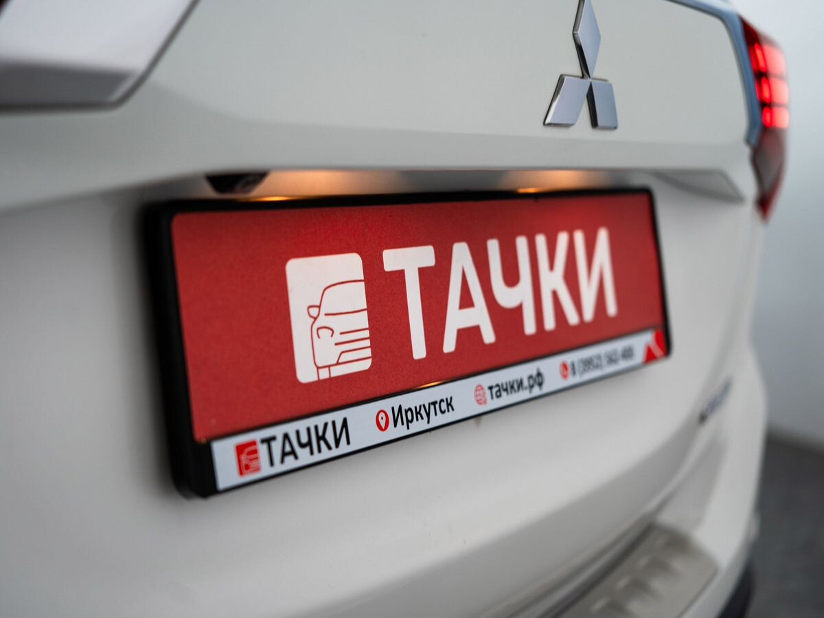 Mitsubishi Outlander 2017 - фото автомобиля