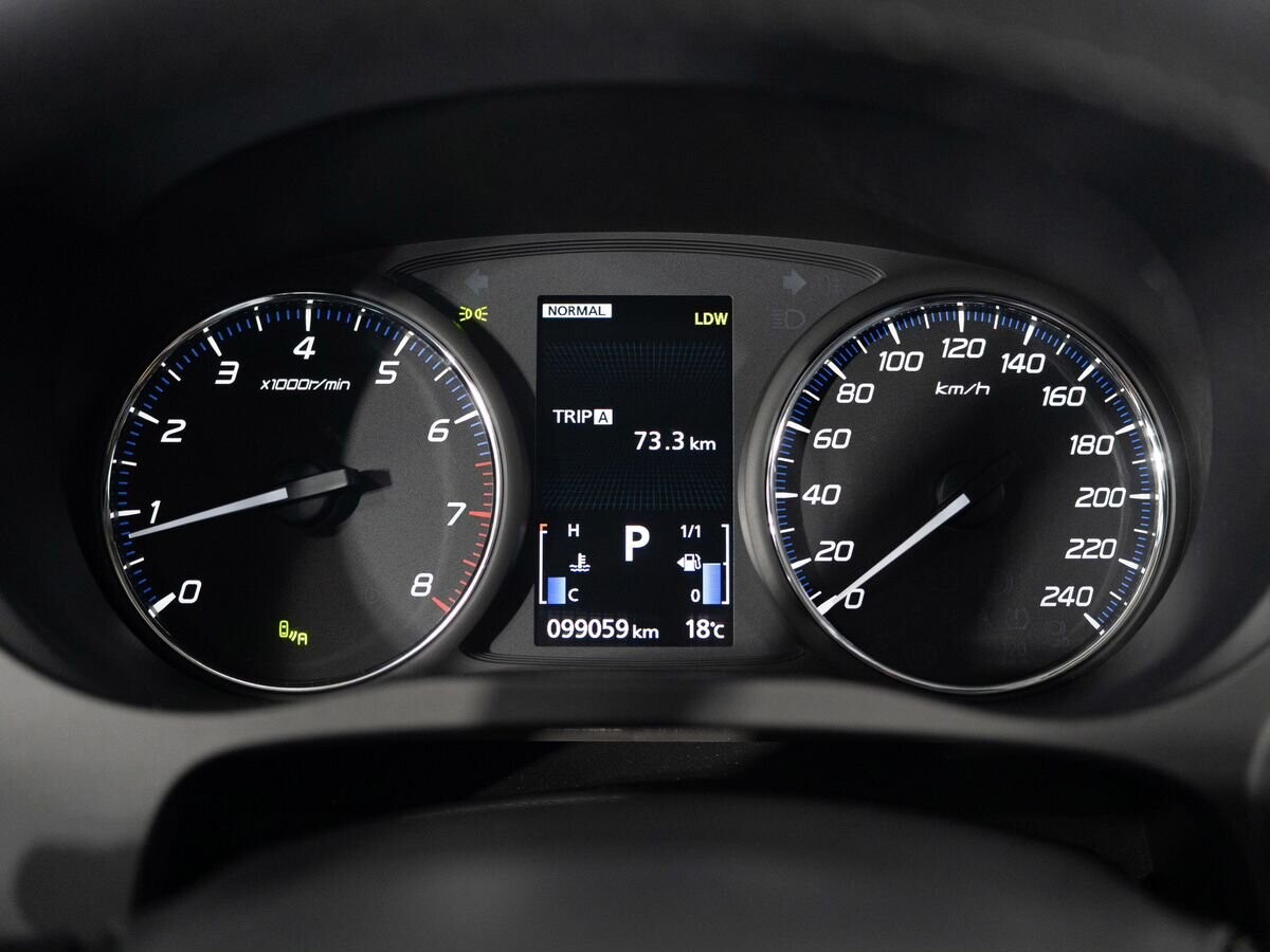 Mitsubishi Outlander 2017 - фото автомобиля