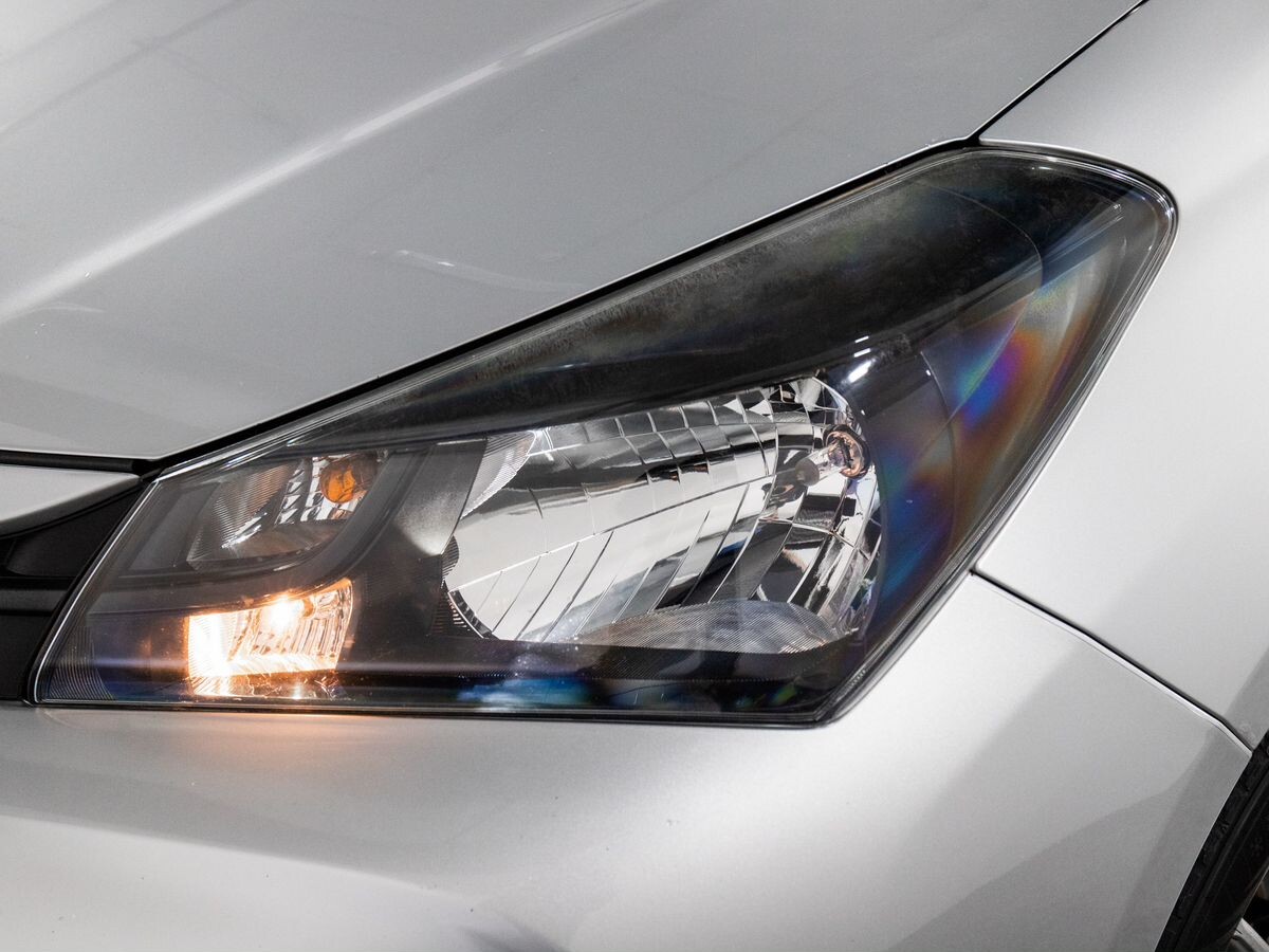 Toyota Vitz 2014 - фото автомобиля