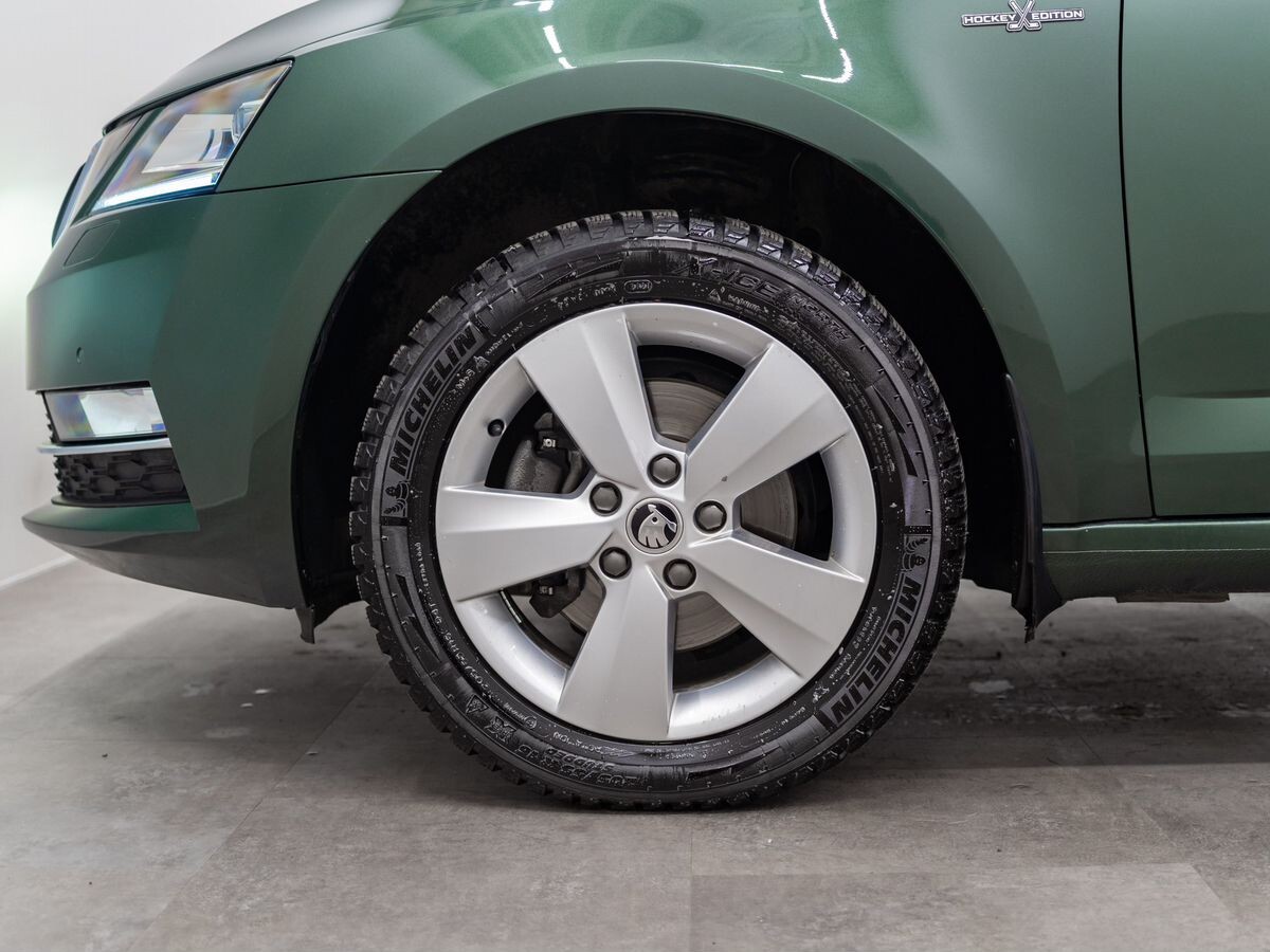 Skoda Octavia 2020 - фото автомобиля