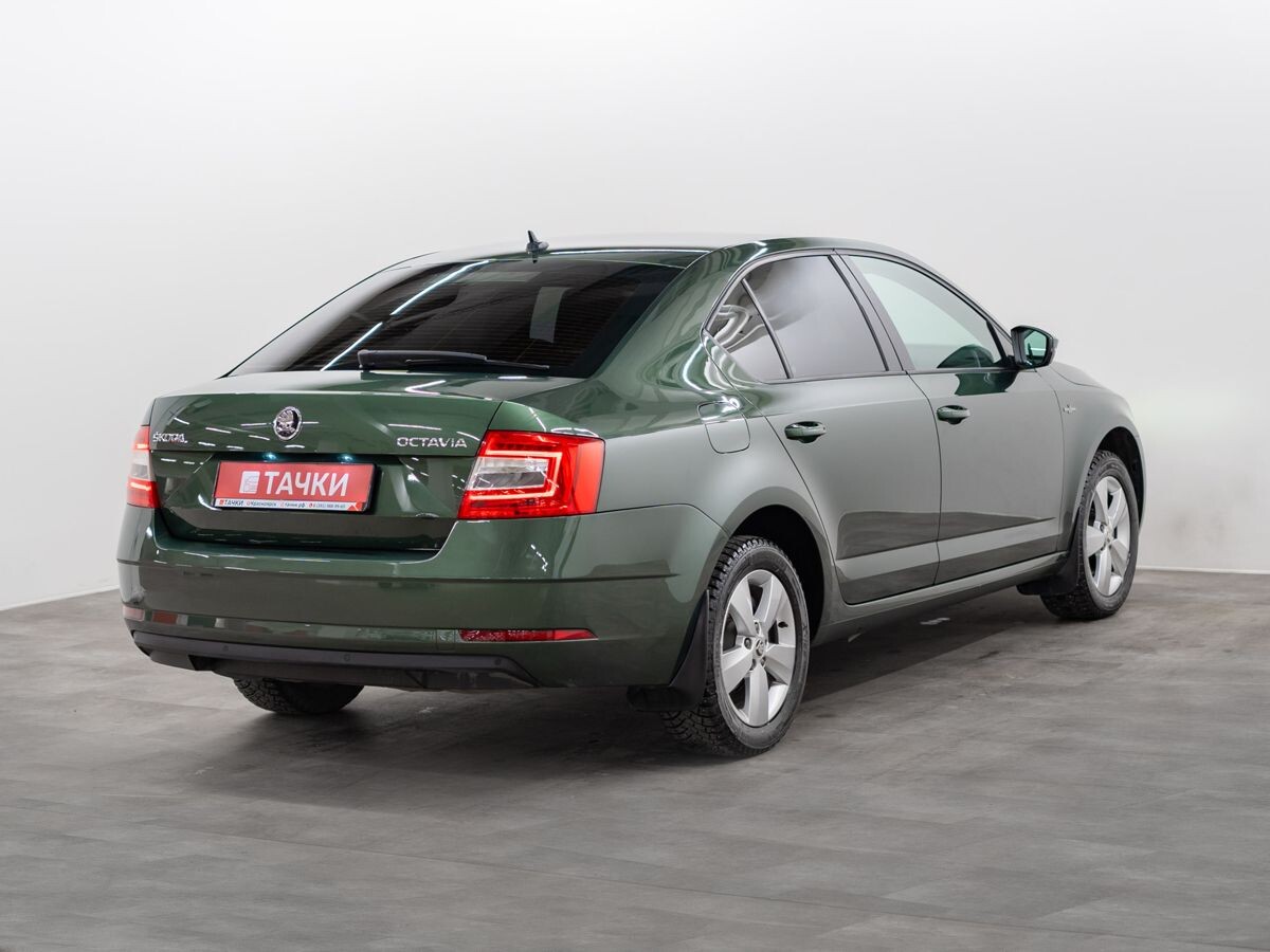 Skoda Octavia 2020 - фото автомобиля