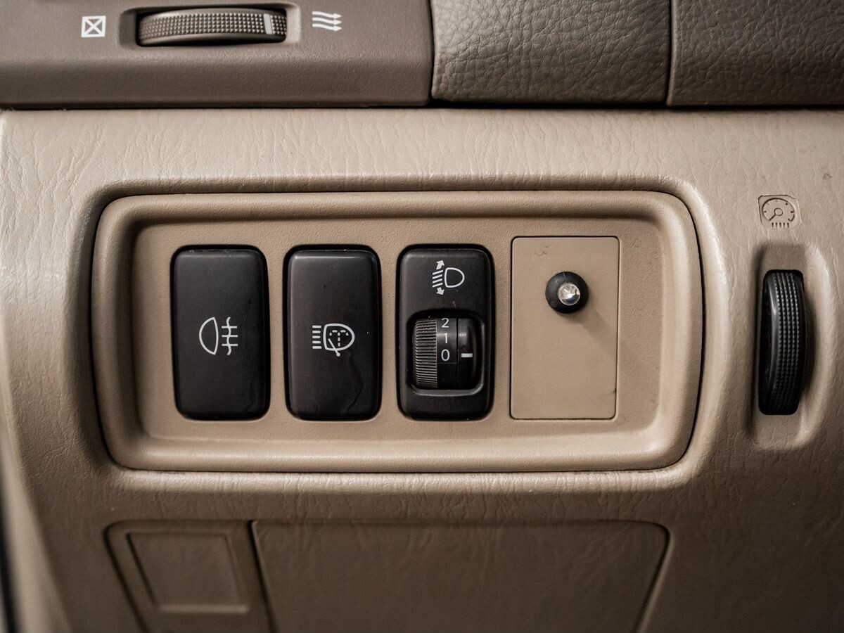 Toyota Camry 2003 - фото автомобиля