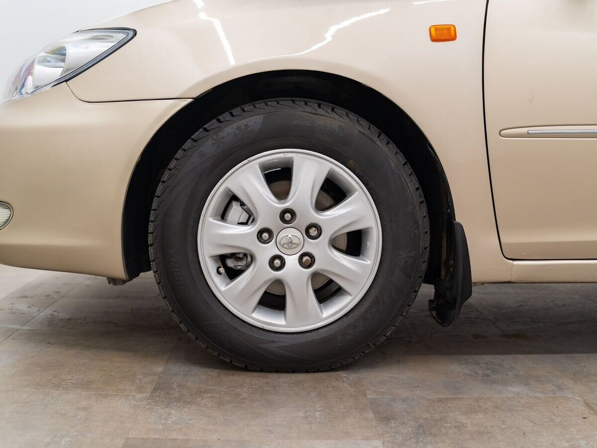 Toyota Camry 2003 - фото автомобиля