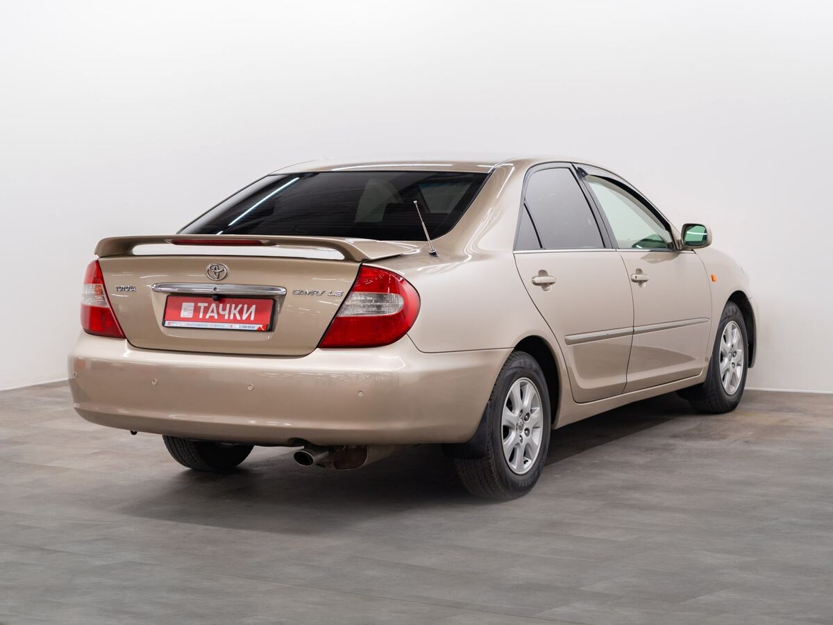 Toyota Camry 2003 - фото автомобиля
