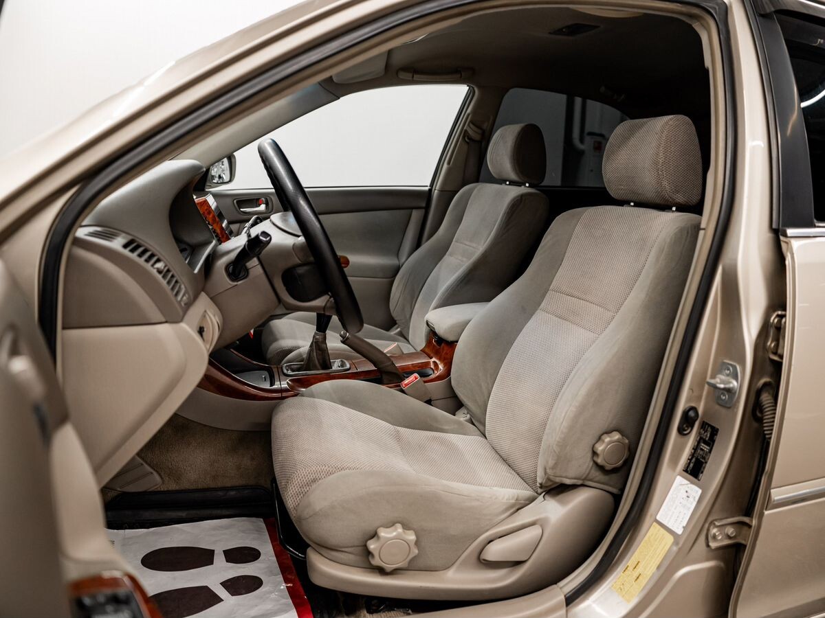 Toyota Camry 2003 - фото автомобиля