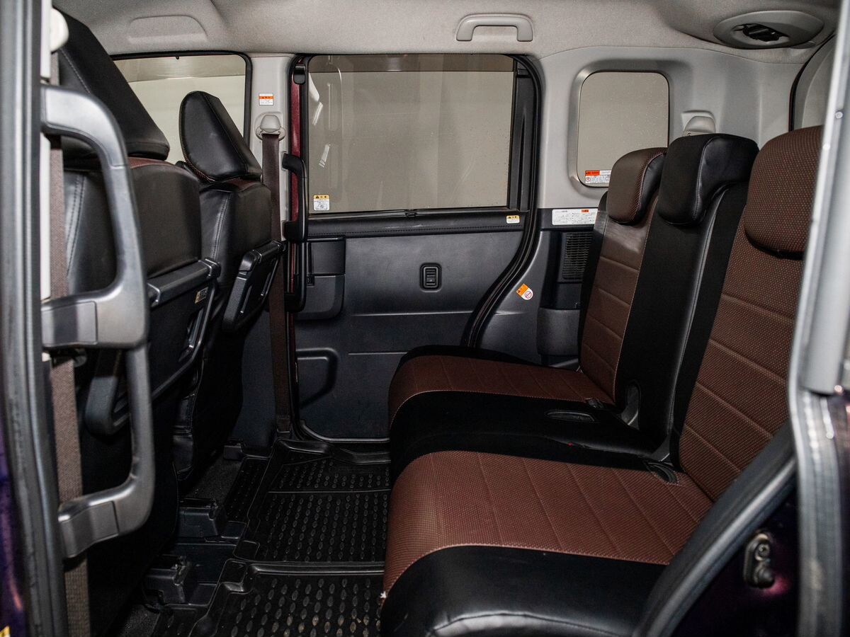 Toyota Tank 2016 - фото автомобиля