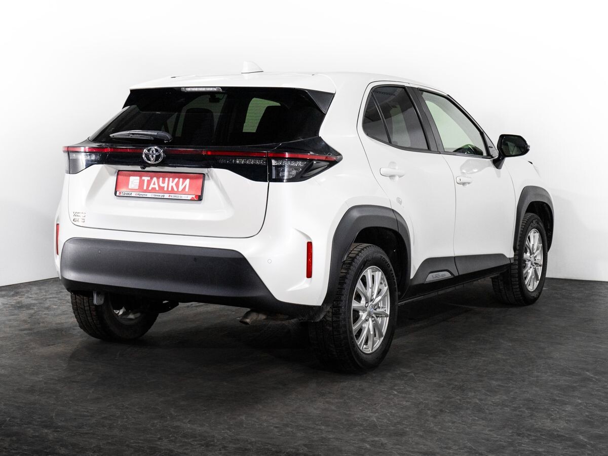 Toyota Yaris Cross 2021 - фото автомобиля