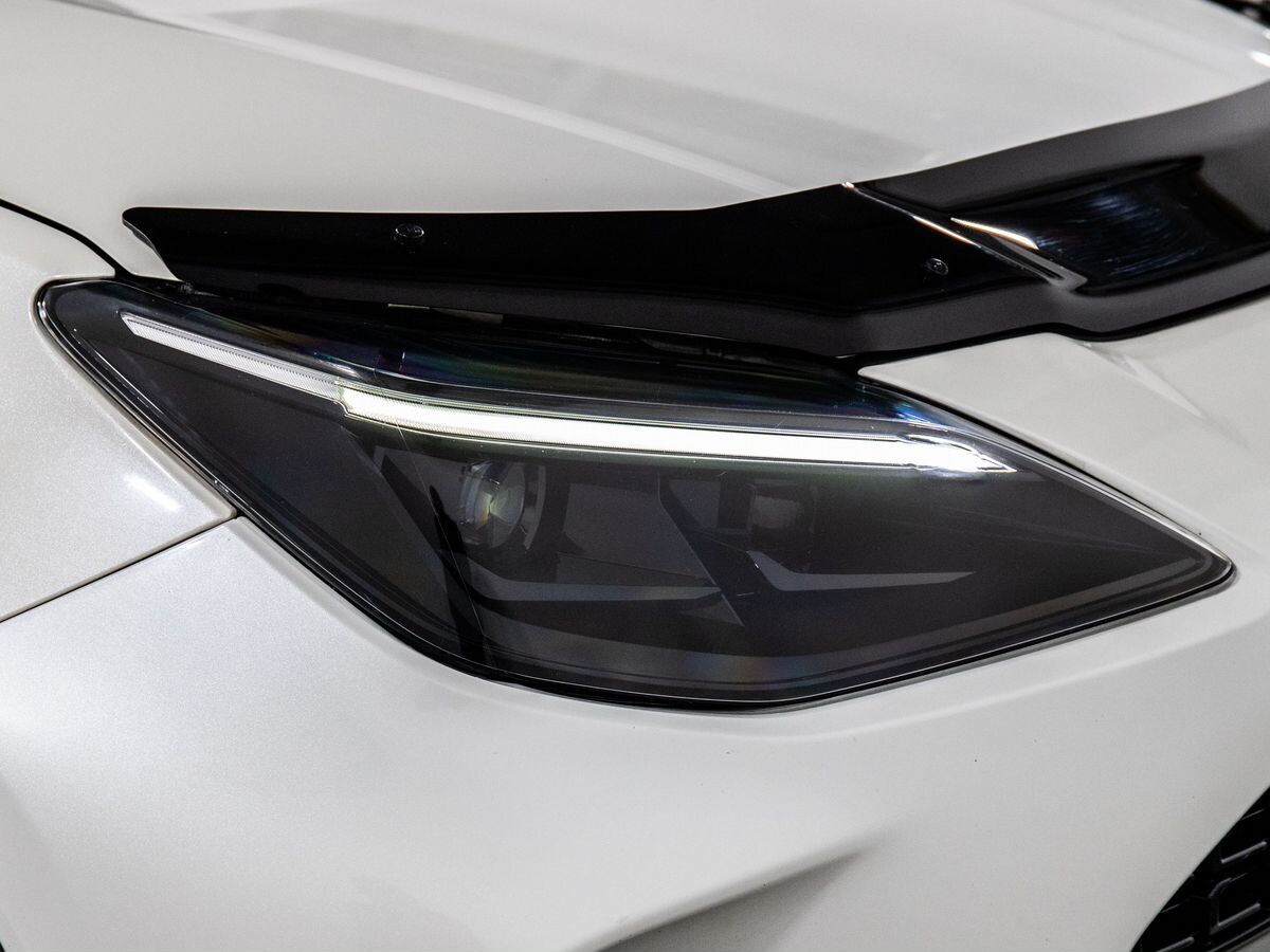 Toyota Yaris Cross 2021 - фото автомобиля