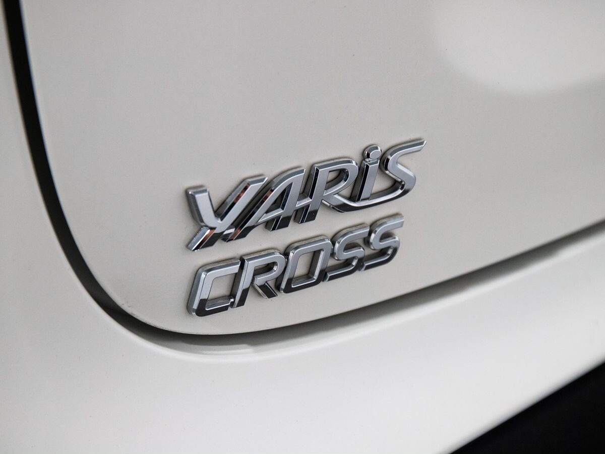 Toyota Yaris Cross 2021 - фото автомобиля