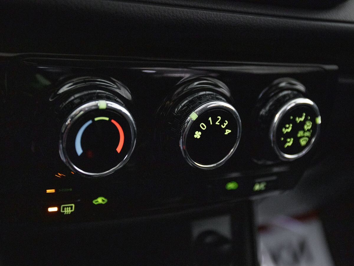 Toyota Vios 2021 - фото автомобиля