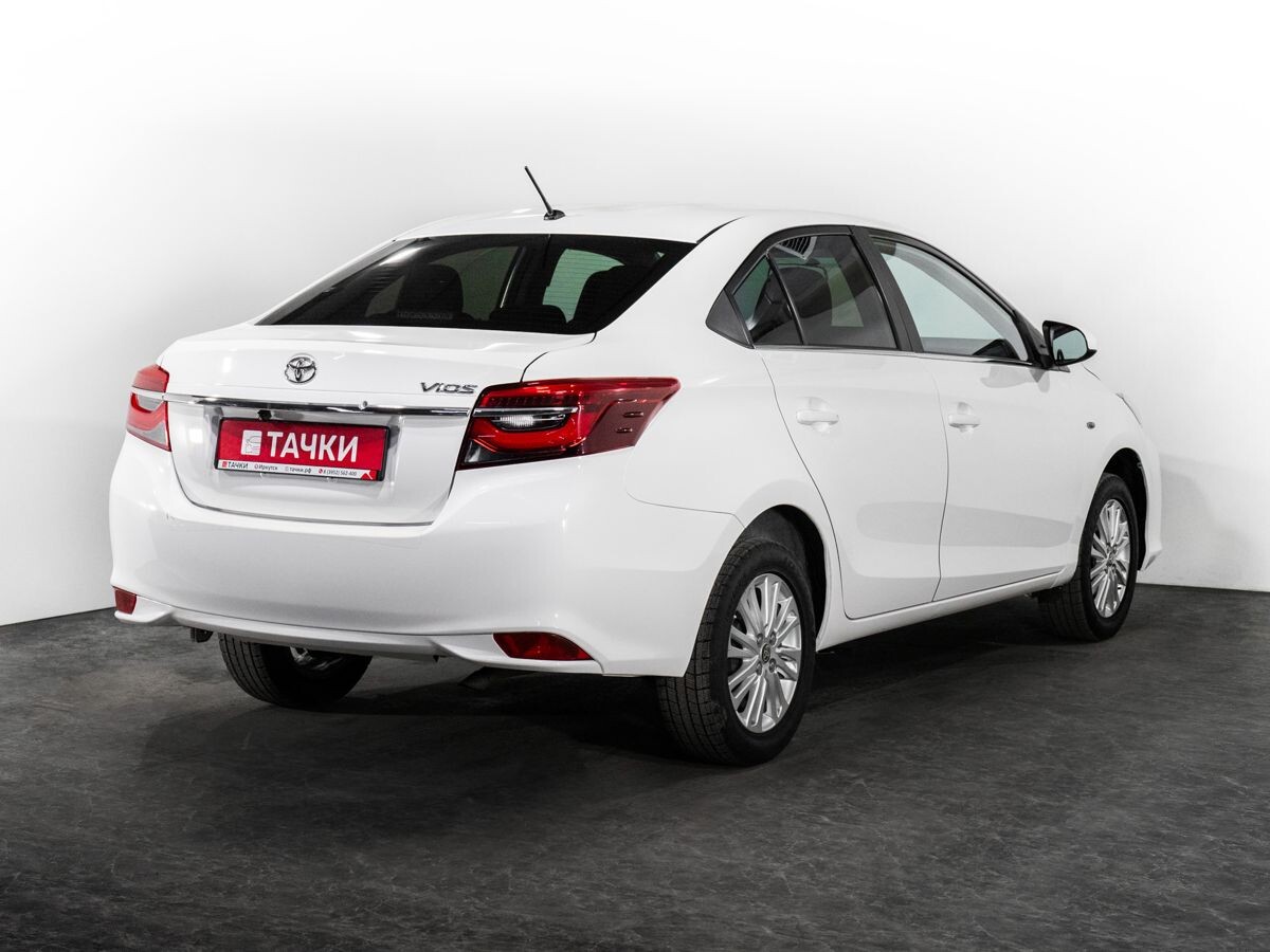 Toyota Vios 2021 - фото автомобиля