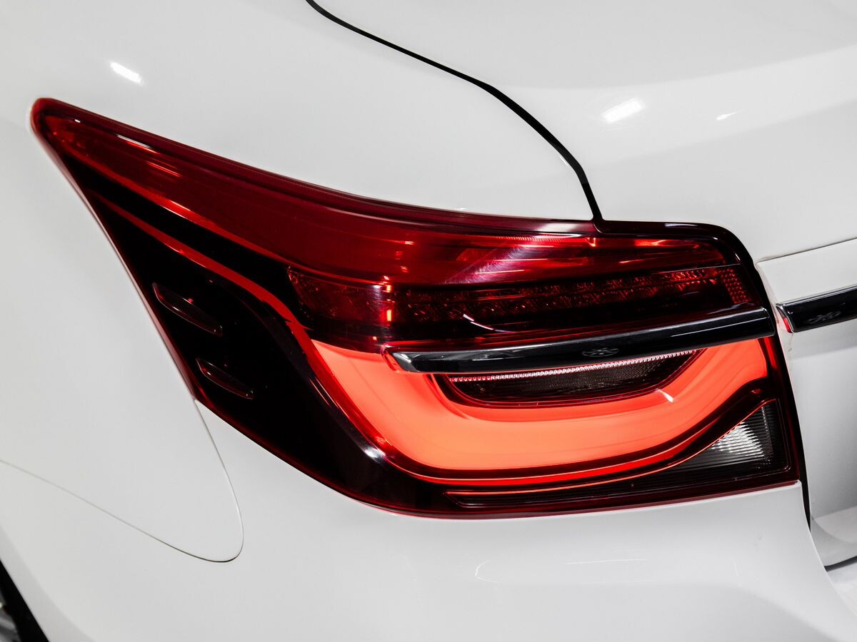 Toyota Vios 2021 - фото автомобиля