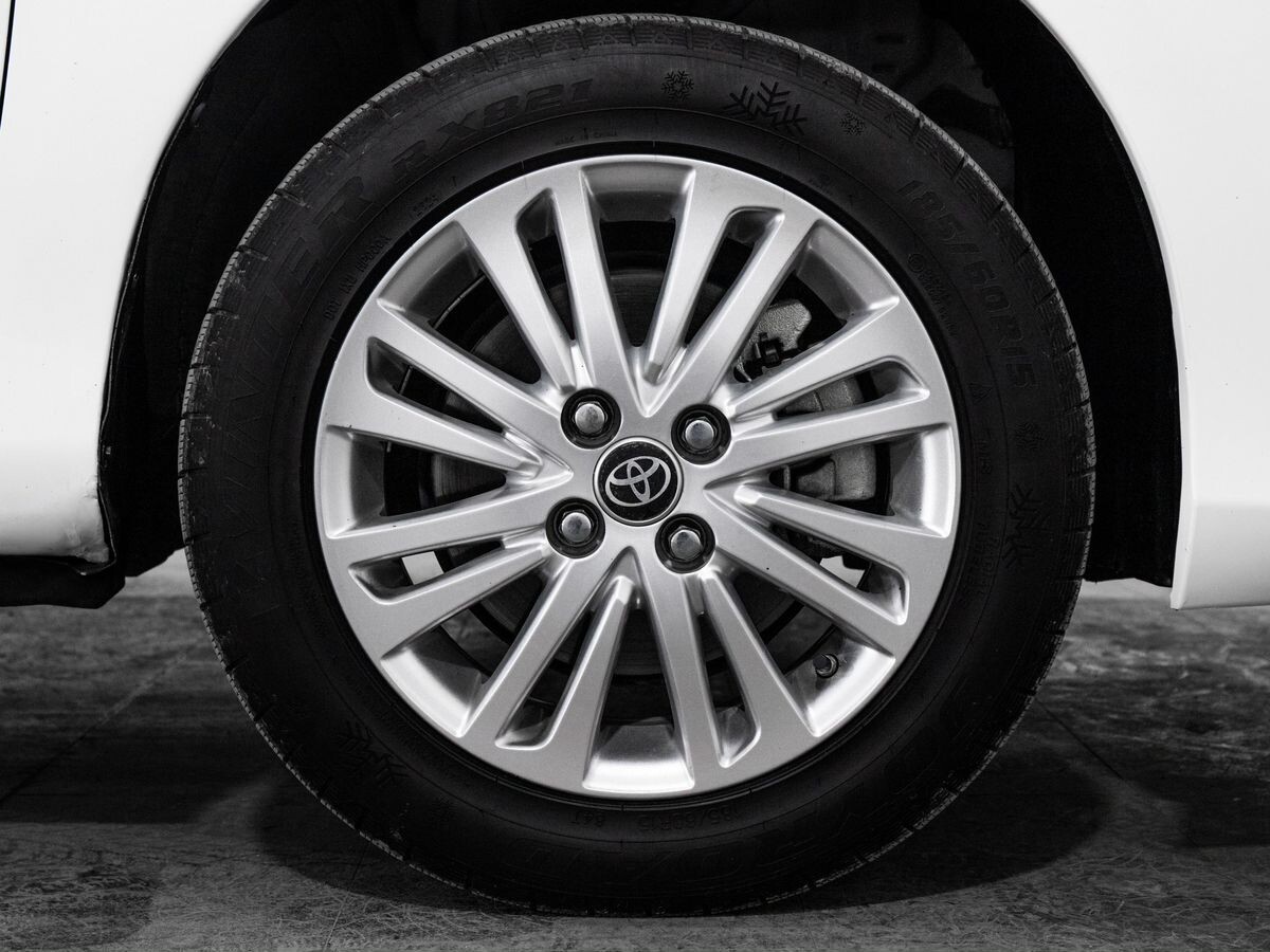 Toyota Vios 2021 - фото автомобиля