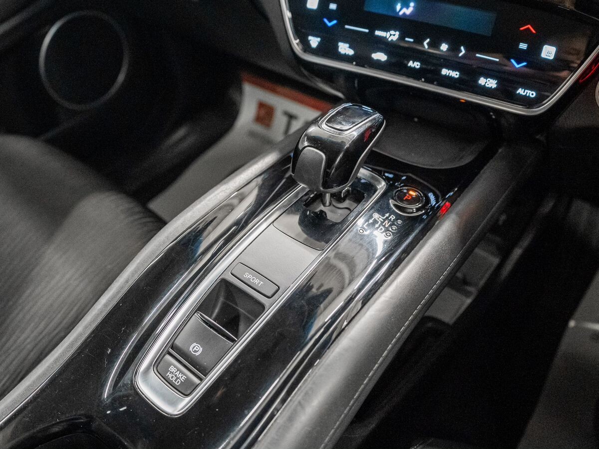 Honda Vezel 2018 - фото автомобиля