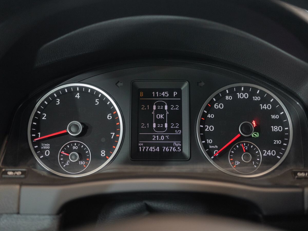 Volkswagen Tiguan 2014 - фото автомобиля