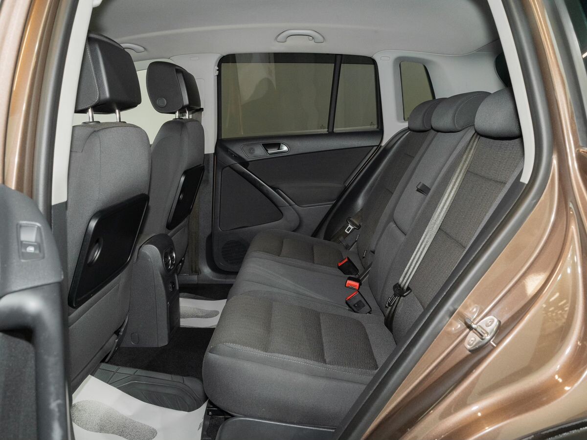 Volkswagen Tiguan 2014 - фото автомобиля