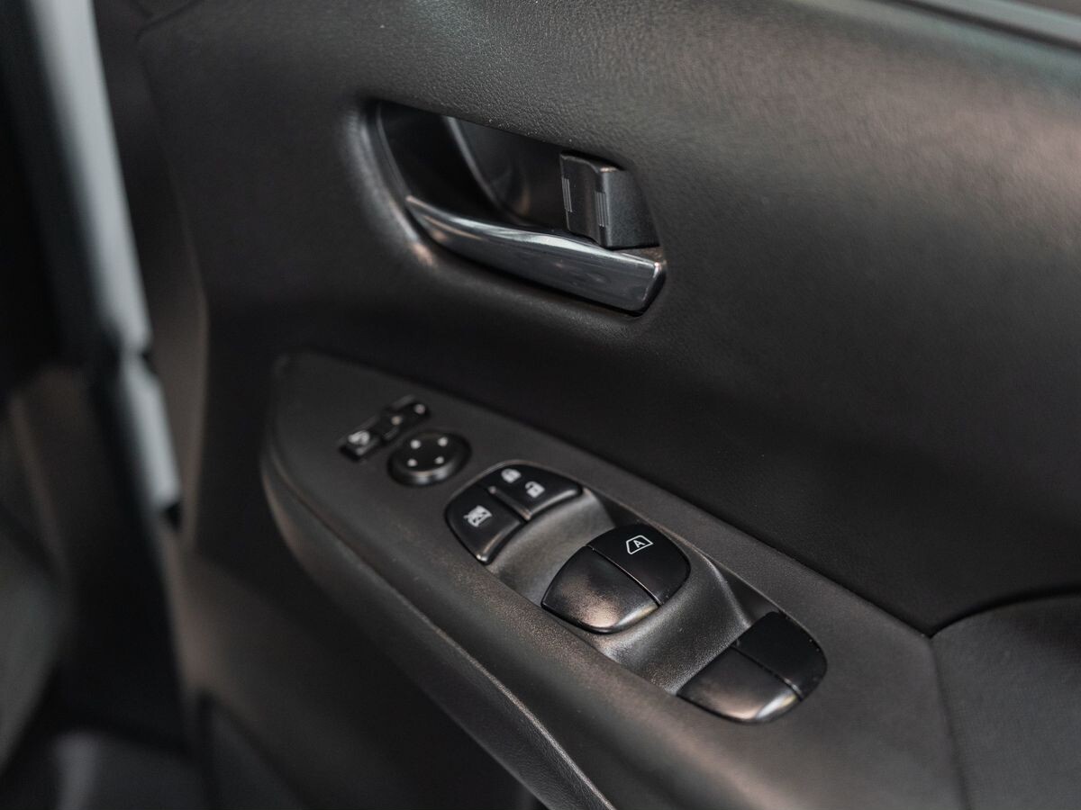 Nissan Serena 2019 - фото автомобиля