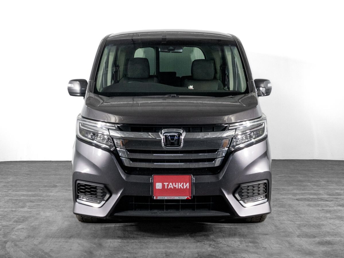 Honda Stepwgn 2019 - фото автомобиля