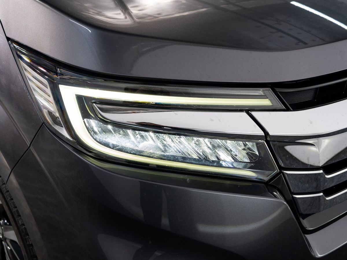 Honda Stepwgn 2019 - фото автомобиля