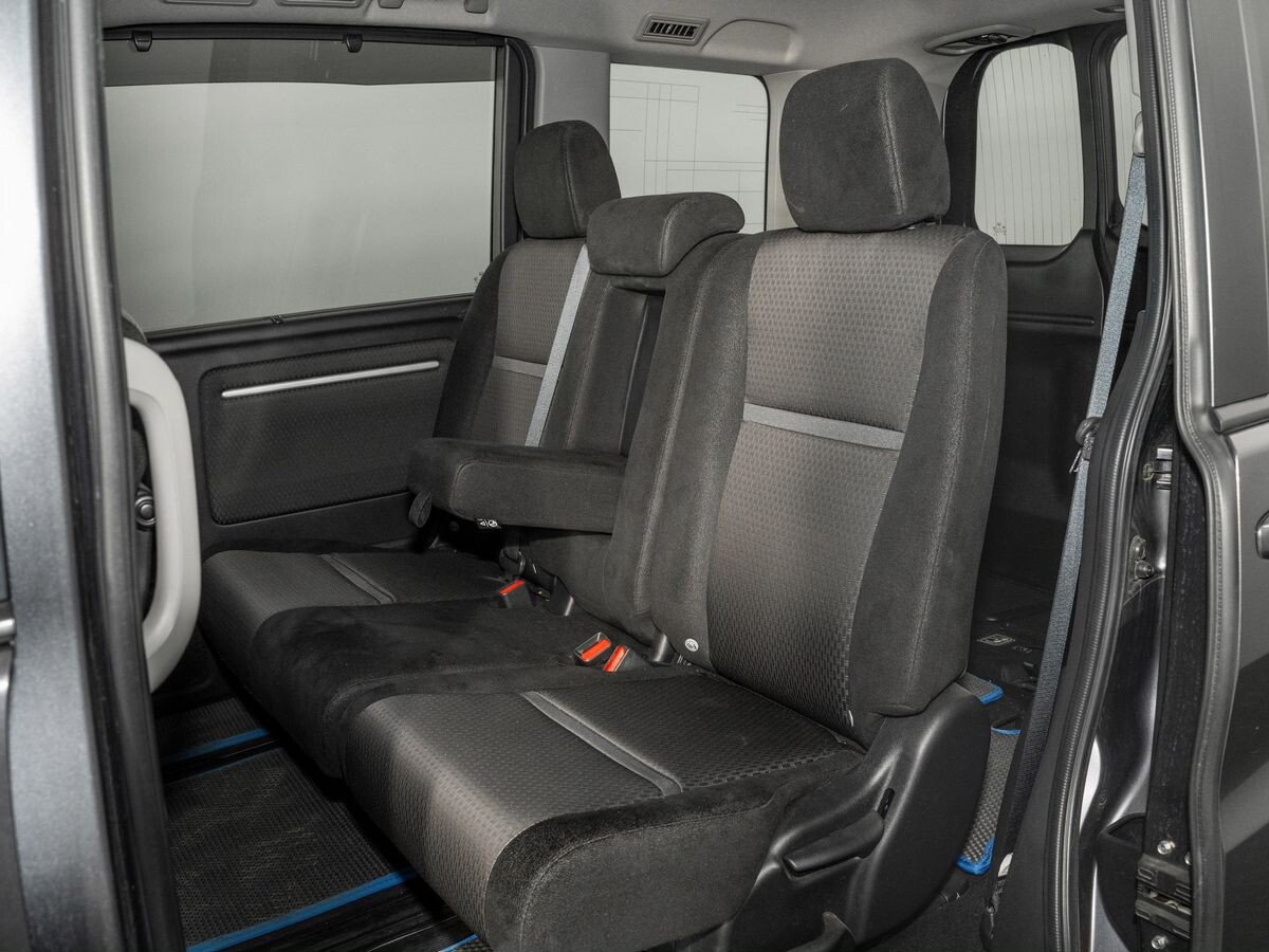 Honda Stepwgn 2019 - фото автомобиля