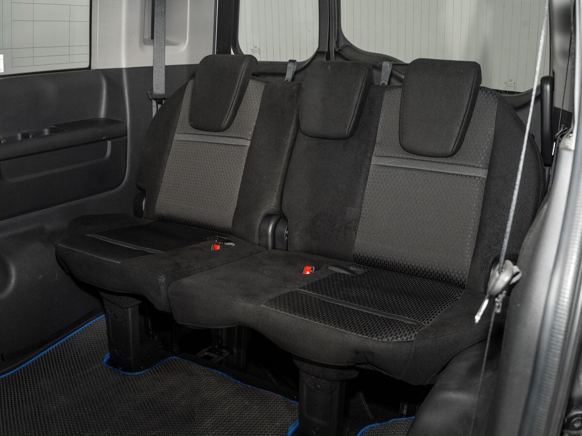 Honda Stepwgn 2019 - фото автомобиля