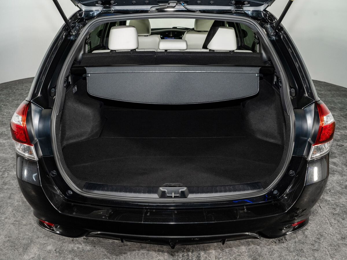 Toyota Corolla 2016 - фото автомобиля