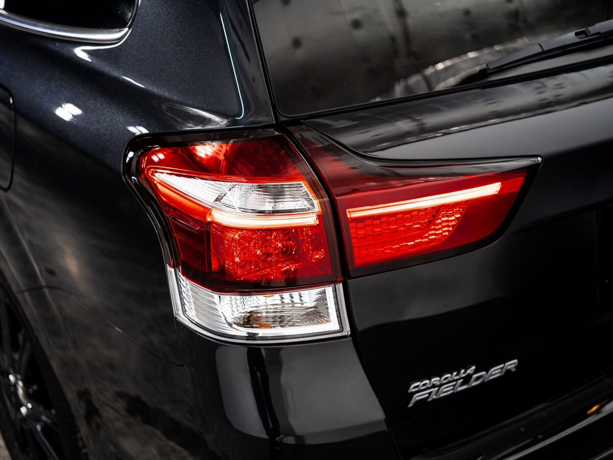 Toyota Corolla 2016 - фото автомобиля