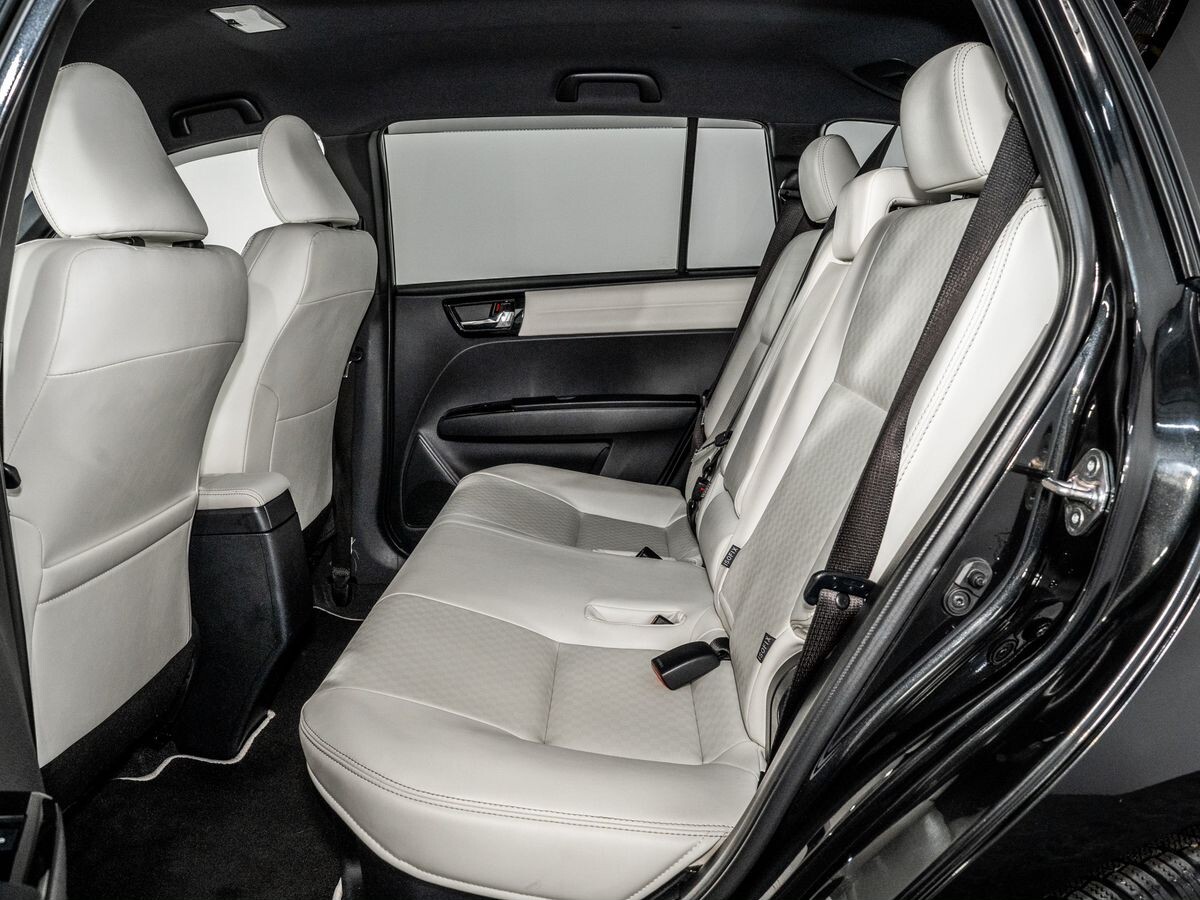 Toyota Corolla 2016 - фото автомобиля