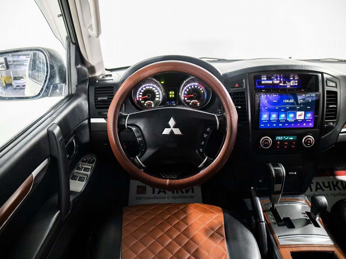 Mitsubishi Pajero 2008 - фото автомобиля