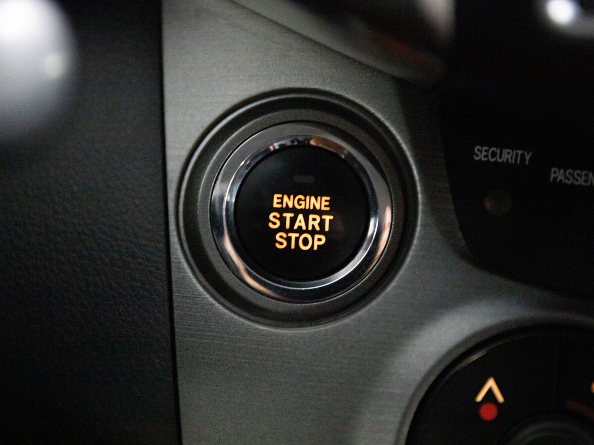 Toyota RAV4 2010 - фото автомобиля