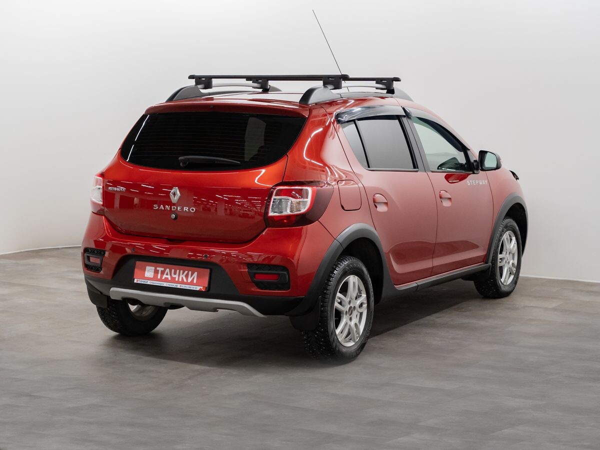 Renault Sandero 2014 - фото автомобиля