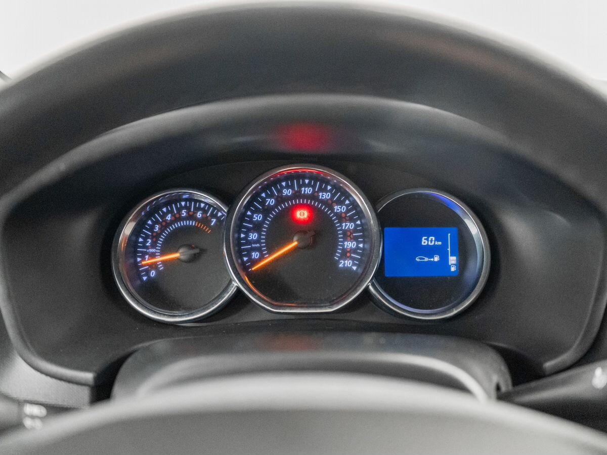 Renault Sandero 2014 - фото автомобиля