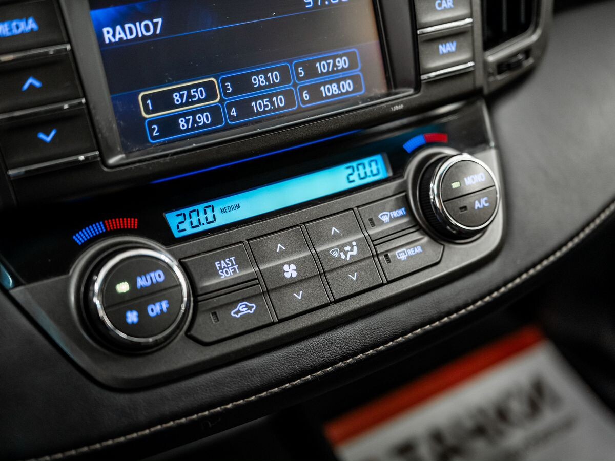 Toyota RAV4 2013 - фото автомобиля