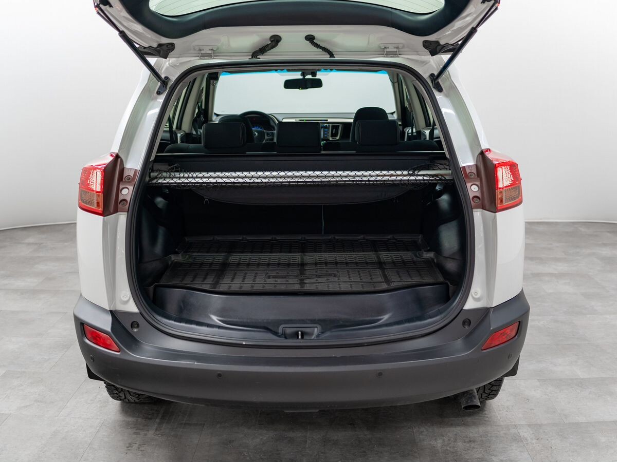 Toyota RAV4 2013 - фото автомобиля