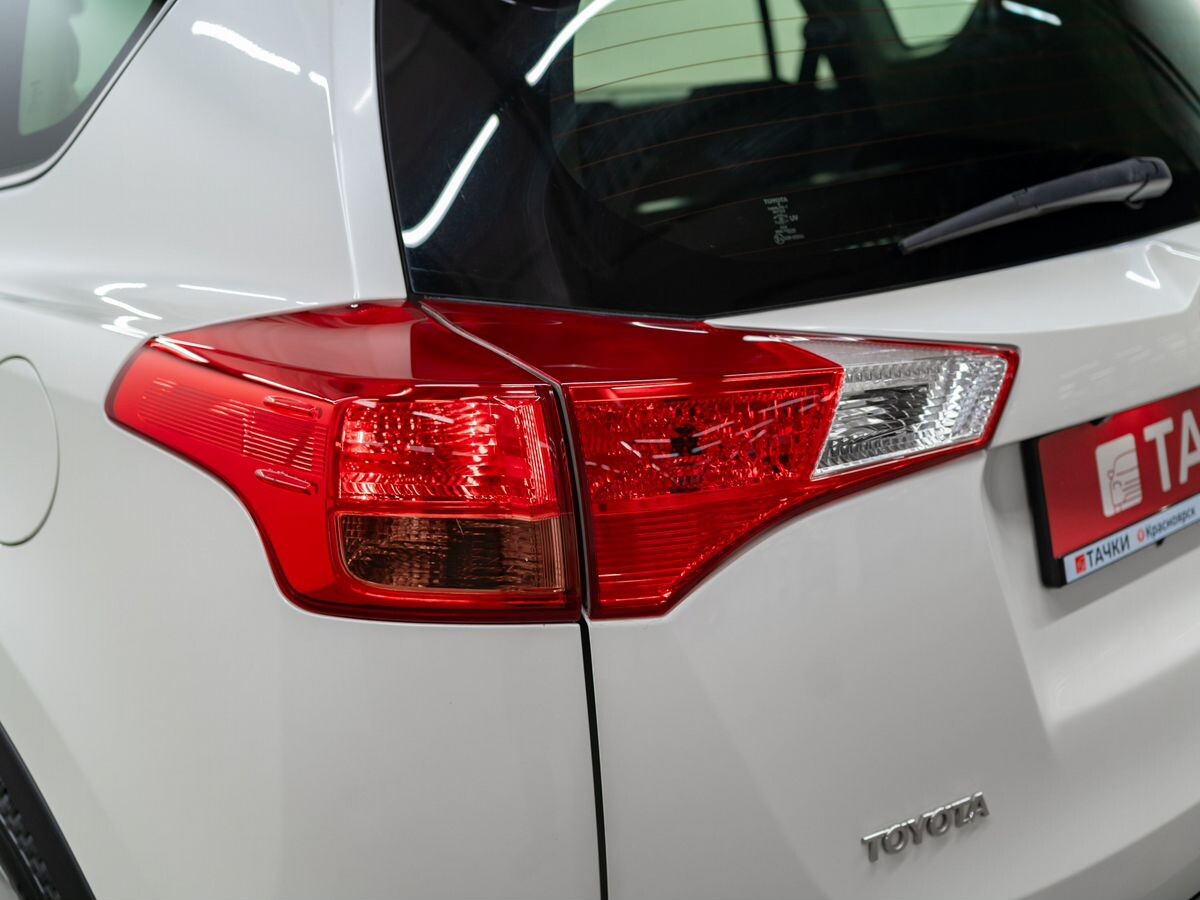 Toyota RAV4 2013 - фото автомобиля