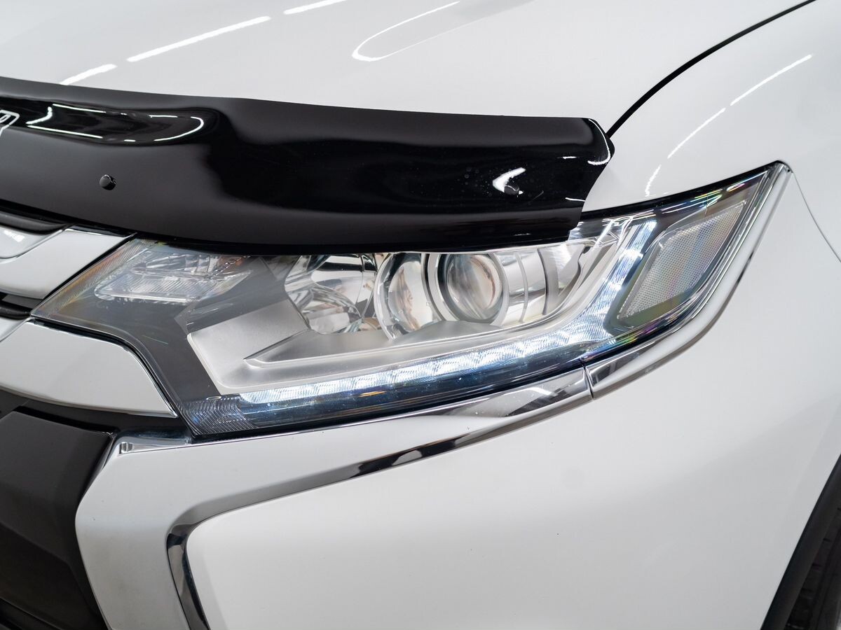 Mitsubishi Outlander 2015 - фото автомобиля