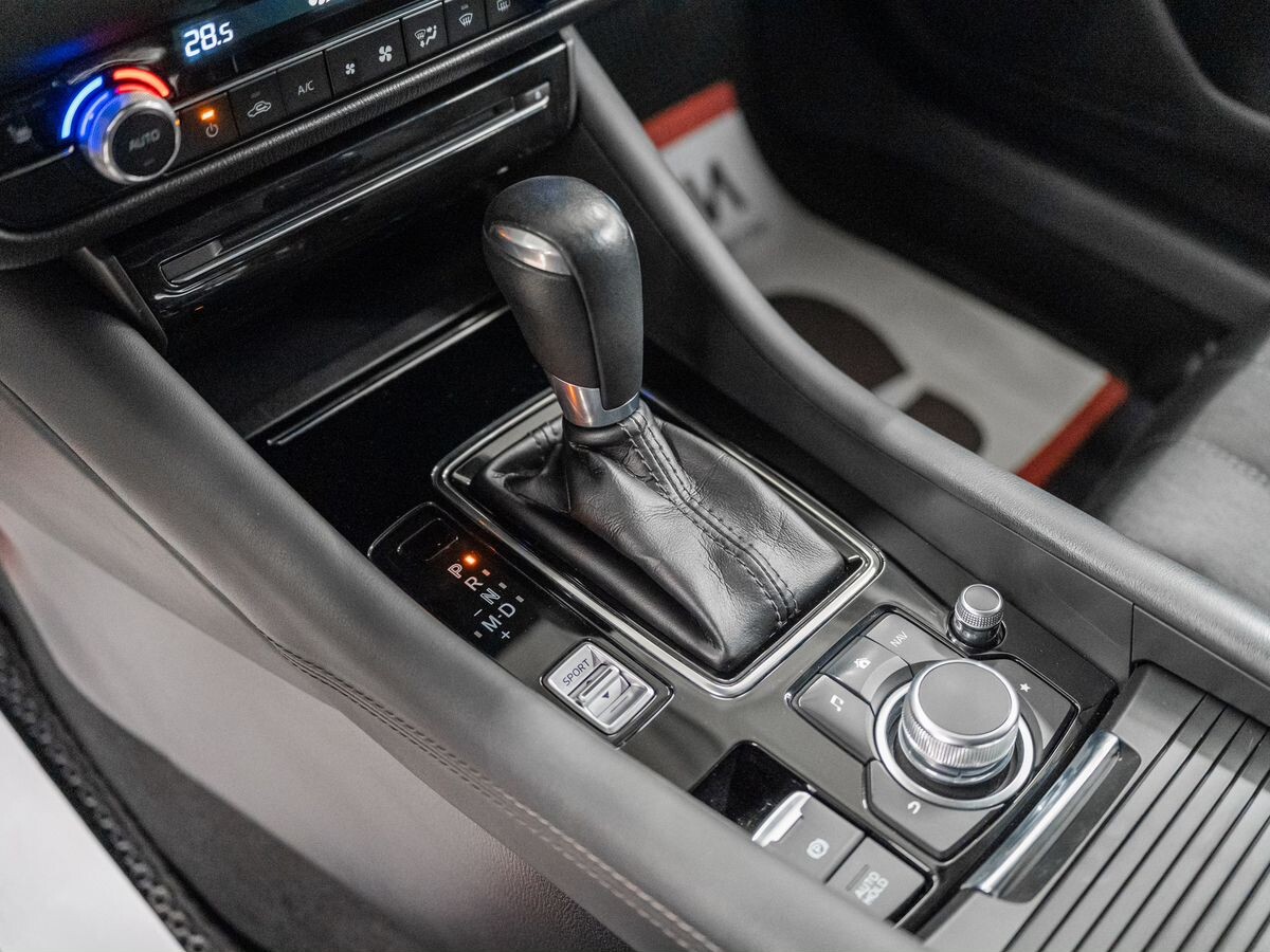 Mazda 6 2019 - фото автомобиля