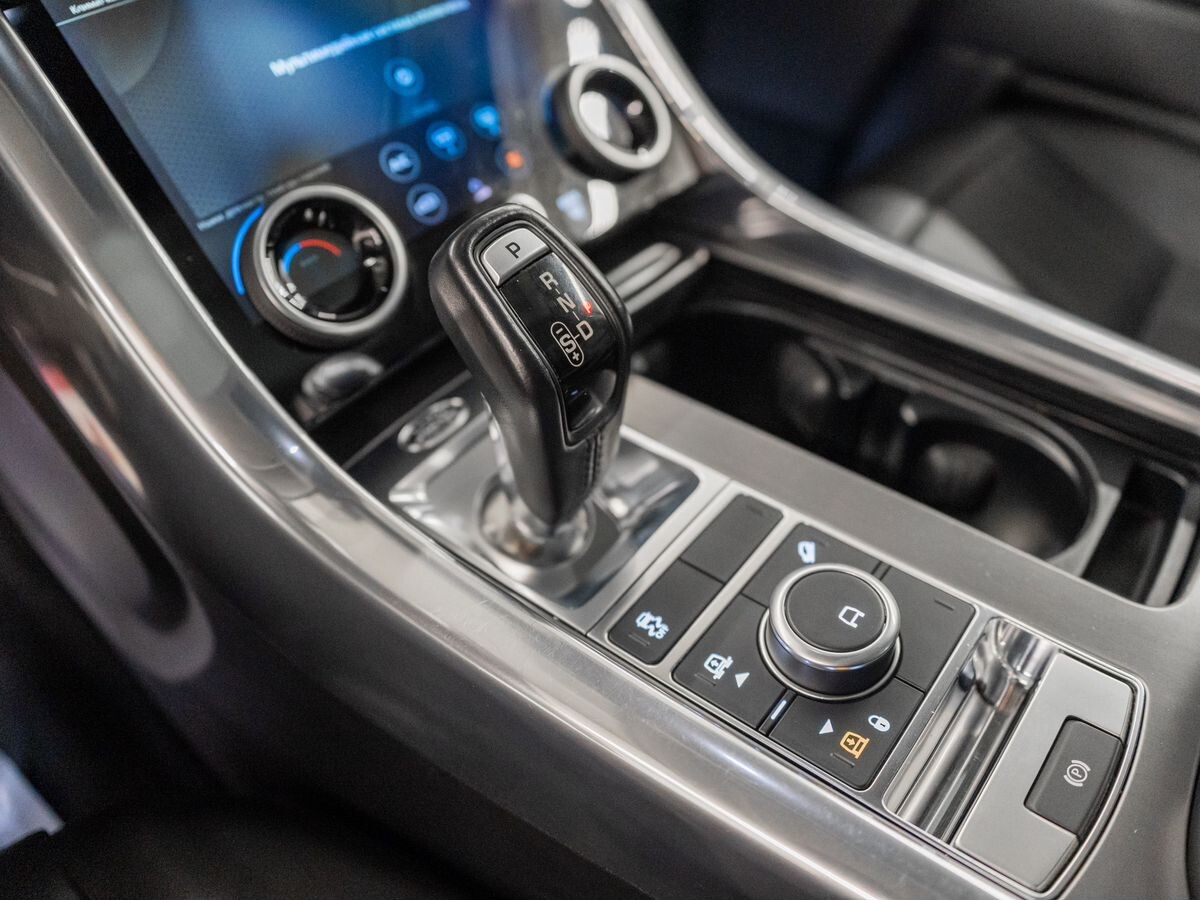 Land Rover Range Rover Sport 2018 - фото автомобиля